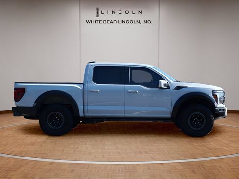 Used 2025 Ford F150 Raptor AWD/4WD image 4