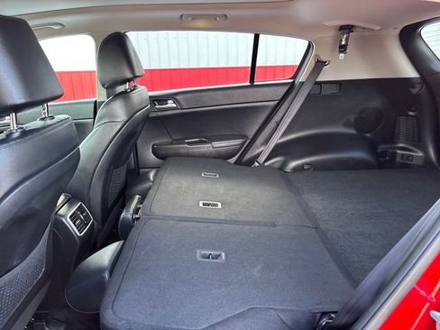 Used 2017 Kia Sportage EX w/ EX Technology Package image 38