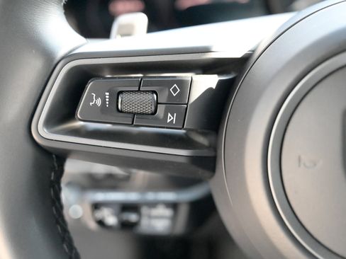 Used 2020 Porsche 911 Carrera S image 24