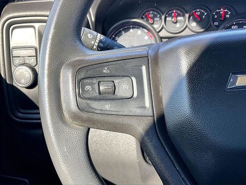 Used 2020 Chevrolet Silverado 1500 Custom w/ Custom Value Package image 12