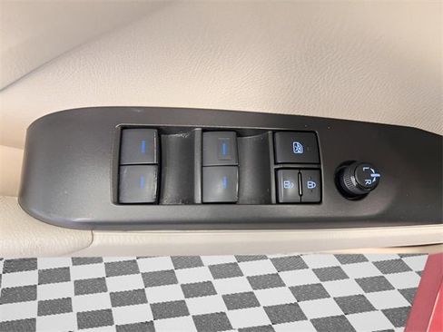 Used 2021 Toyota Camry LE image 16