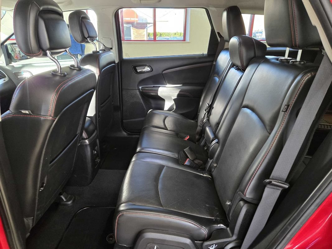 Used 2018 Dodge Journey GT w/ Driver Convenience Group AWD/4WD image 31