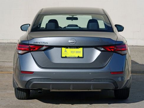 Used 2025 Nissan Sentra S FWD image 42