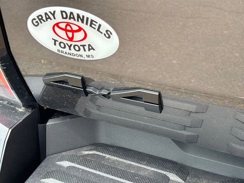 New 2026 Toyota Tundra Platinum AWD/4WD image 34