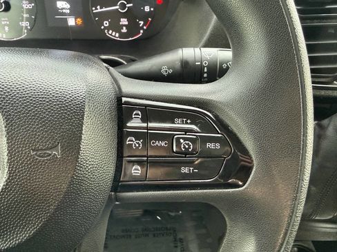 Used 2025 RAM ProMaster 2500 w/ Convenience Group FWD image 28