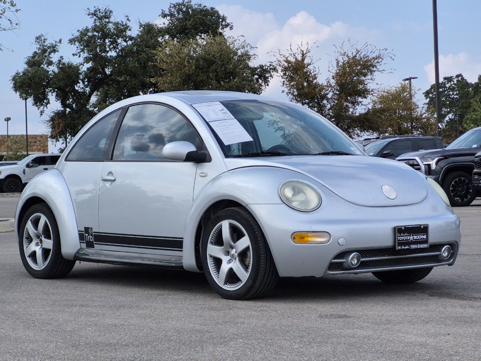 Used 2002 Volkswagen Beetle Sport FWD image 7