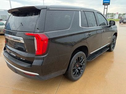 Used 2024 GMC Yukon SLT w/ SLT Luxury Package