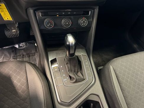Used 2021 Volkswagen Tiguan S FWD image 26