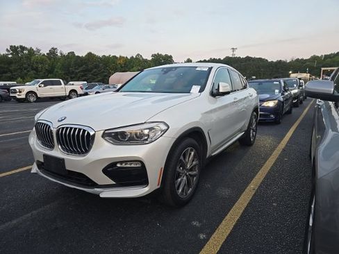 Used 2019 BMW X4 xDrive30i w/ Premium Package AWD/4WD image 3