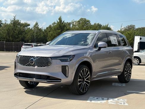 New 2026 Volvo XC90 B6 Plus w/ Protection Package Premier AWD/4WD image 6