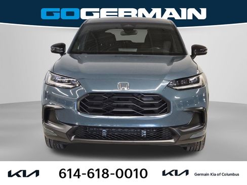 Used 2023 Honda HR-V Sport image 3