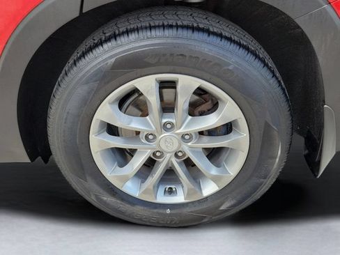Used 2020 Hyundai Santa Fe SE FWD image 7