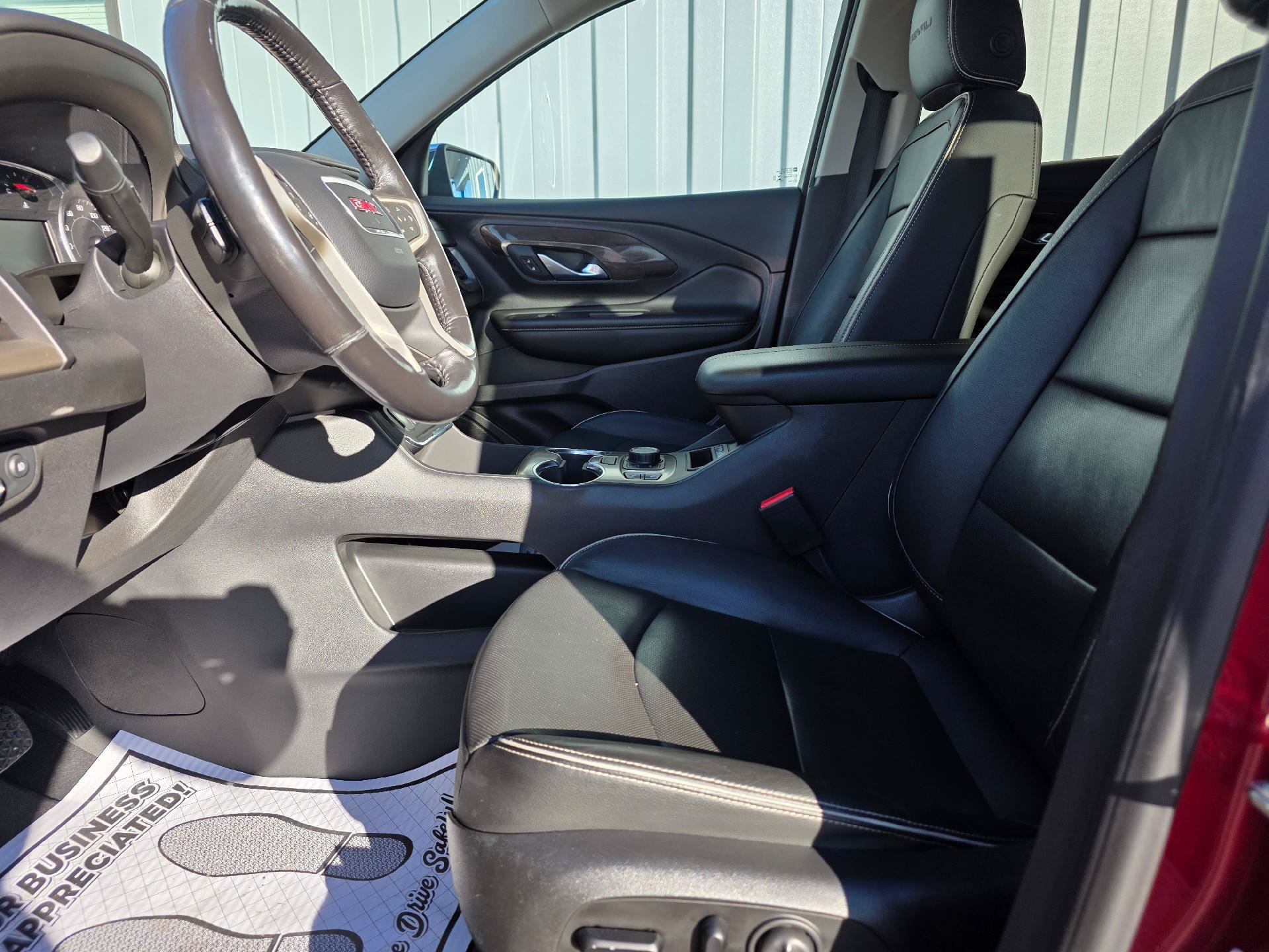 Used 2020 GMC Terrain Denali AWD/4WD image 13
