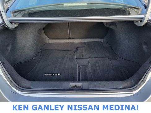 Used 2023 Nissan Sentra SV image 41