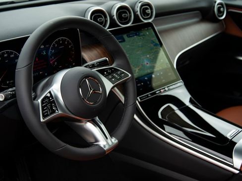 New 2026 Mercedes-Benz GLC 300 4MATIC image 15