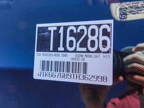 New 2026 Mercedes-Benz S 580 4MATIC Sedan image 27