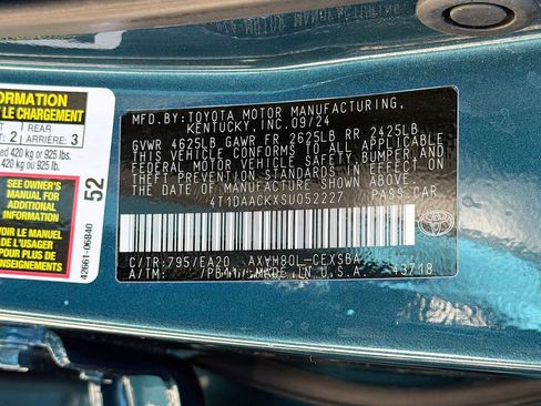 Used 2025 Toyota Camry SE FWD image 40