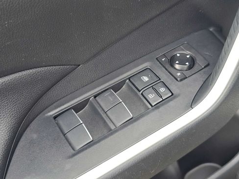 Used 2021 Toyota RAV4 XLE Premium AWD/4WD image 23
