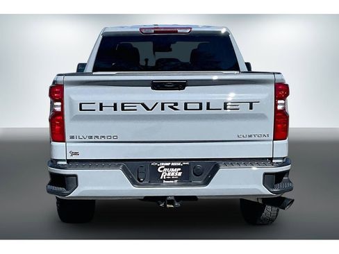Used 2025 Chevrolet Silverado 1500 Custom w/ Turbomax Blackout Package image 5