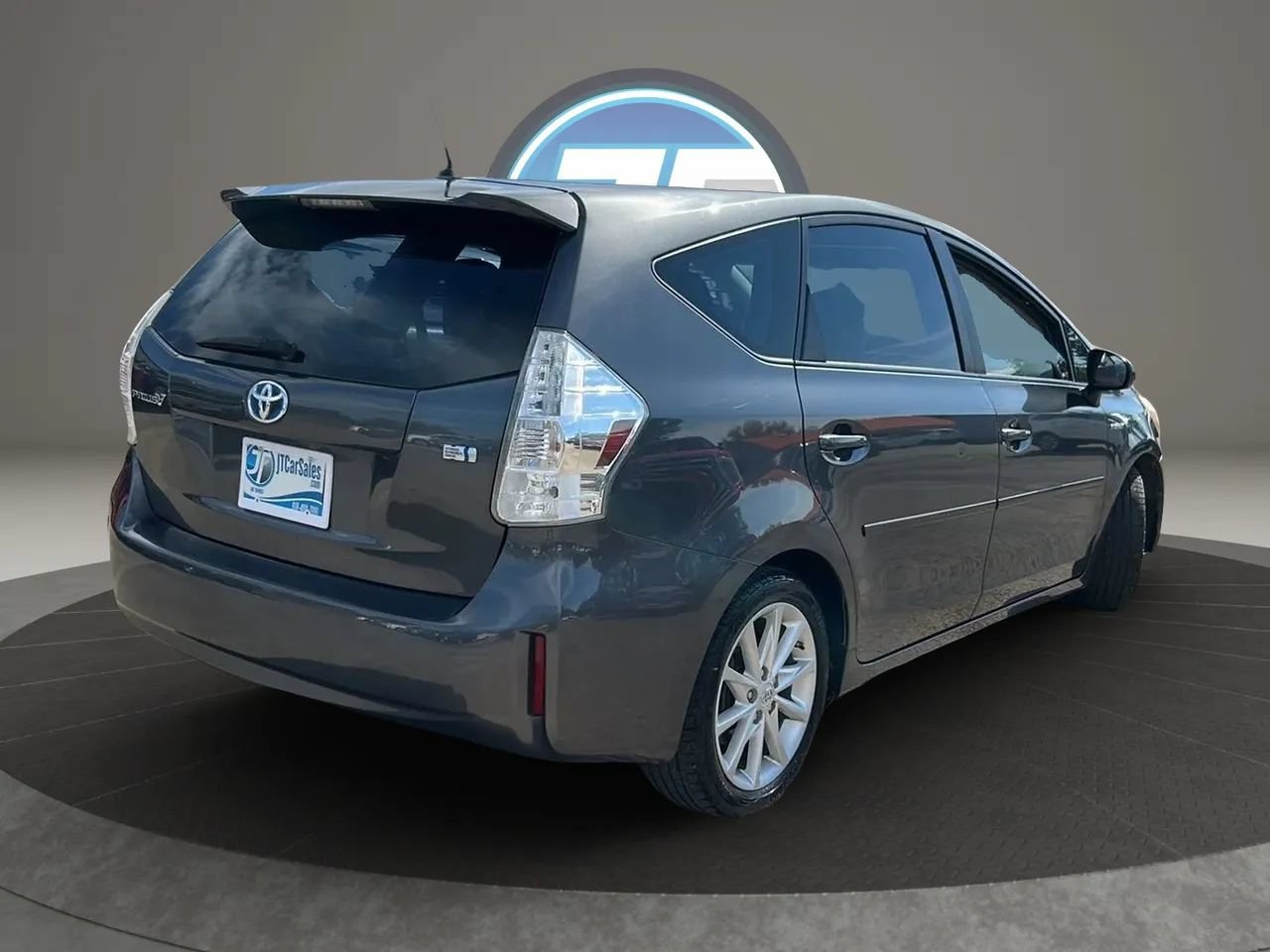 Used 2012 Toyota Prius V Five FWD image 11