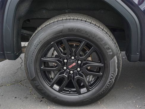 Used 2022 GMC Sierra 1500 Elevation w/ Elevation Premium Package image 8