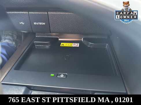 Used 2022 Toyota Camry SE image 19