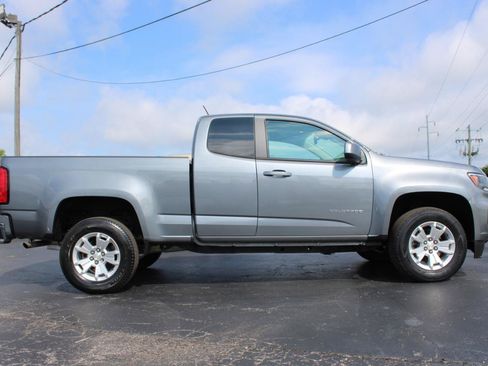 Used 2022 Chevrolet Colorado LT w/ Fleet Safety Package RWD image 3