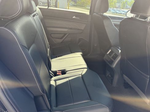 Used 2023 Volkswagen Atlas Cross Sport SE w/ Panoramic Sunroof Package AWD/4WD image 31