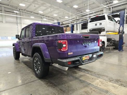 New 2026 Jeep Gladiator Sport image 5