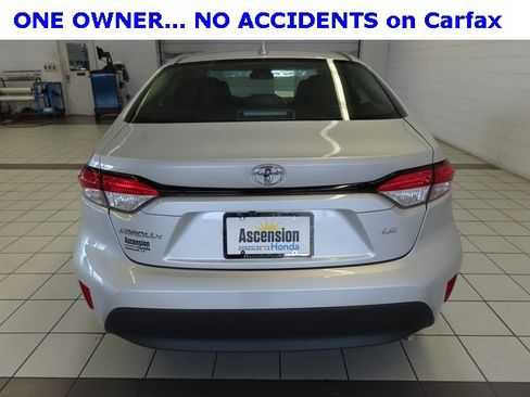 Used 2024 Toyota Corolla LE image 12