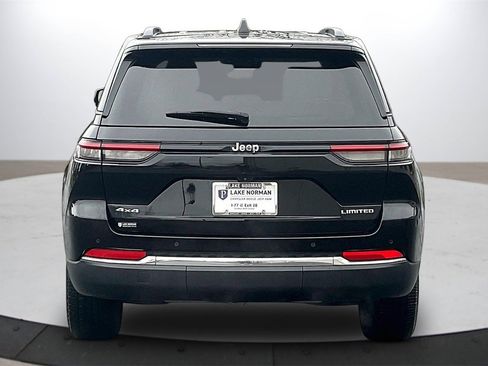 Certified 2022 Jeep Grand Cherokee Limited image 8