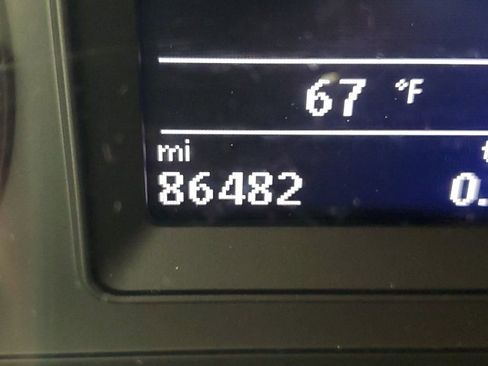 Used 2017 Volkswagen Tiguan Wolfsburg Edition image 26