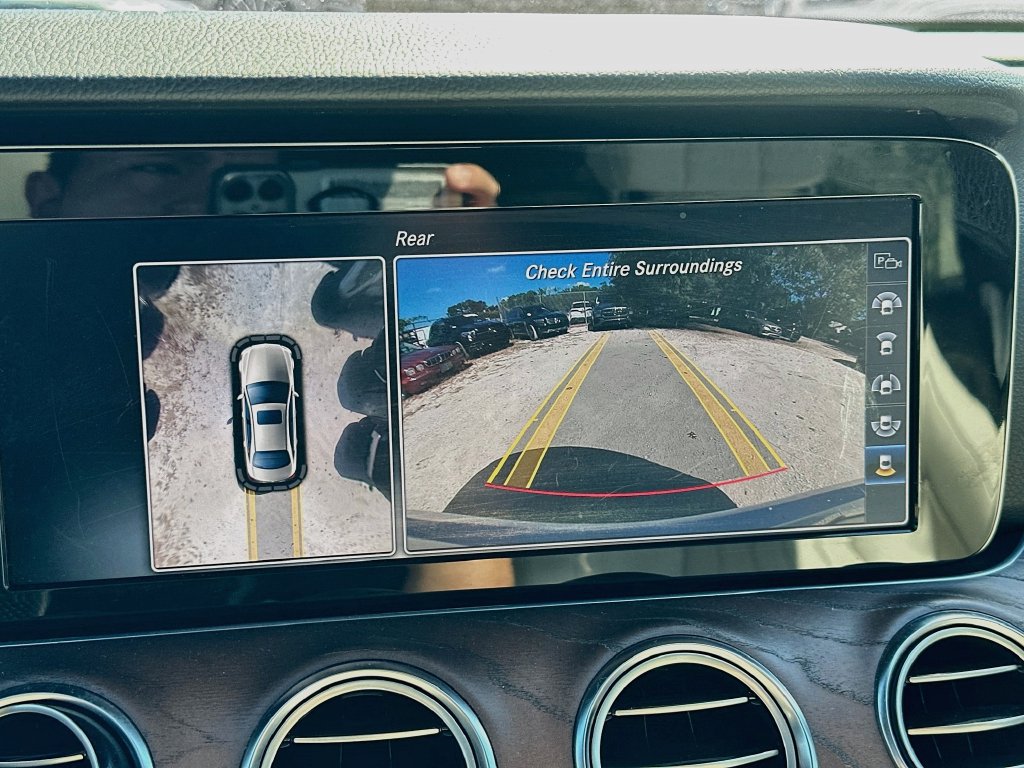 Used 2017 Mercedes-Benz E 300 4MATIC image 14