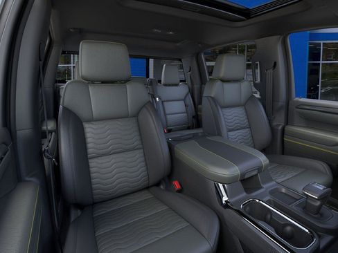 New 2026 Chevrolet Silverado 1500 ZR2 w/ Dark Appearance Package AWD/4WD image 16