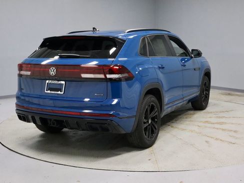 Used 2025 Volkswagen Atlas Cross Sport SEL R-Line image 11