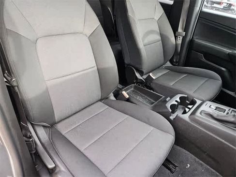 Used 2023 Chevrolet Colorado W/T image 20