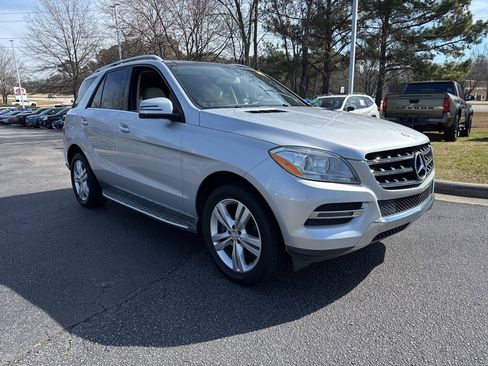 Used 2013 Mercedes-Benz ML 350 2WD image 6