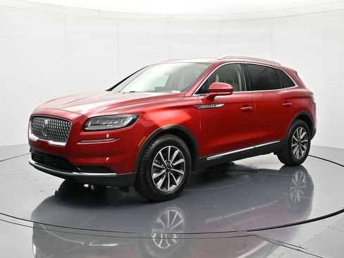 Used 2021 Lincoln Nautilus FWD image 1