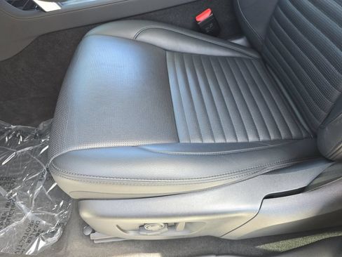 Used 2025 Land Rover Discovery Sport S AWD/4WD image 29