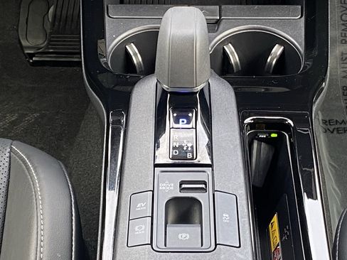 Certified 2024 Toyota Prius XLE image 15