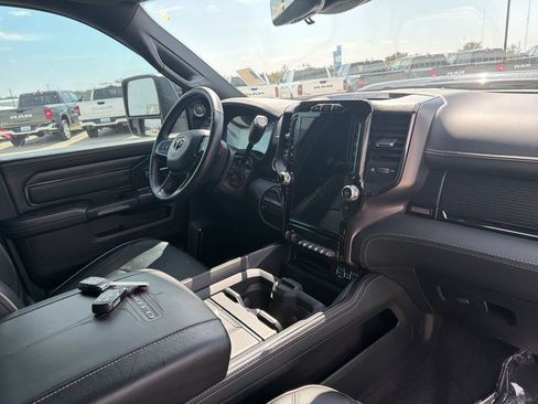 Used 2024 RAM 3500 Limited image 23