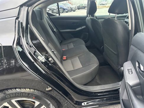 Used 2024 Nissan Sentra SV image 15