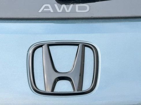 Certified 2025 Honda HR-V Sport image 4