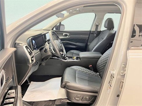 Used 2023 Kia Sorento SX image 24