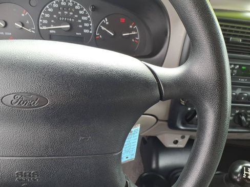 Used 1999 Ford Ranger XL RWD image 14