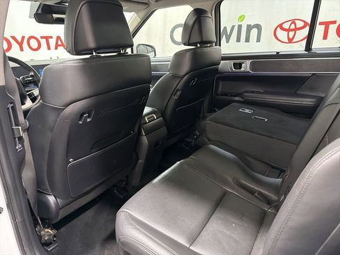 Used 2025 Hyundai Santa Fe Limited AWD/4WD image 20