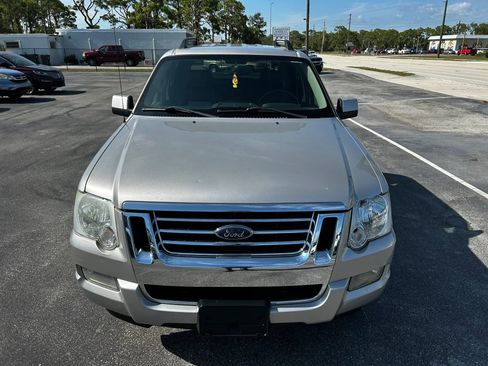 Used 2007 Ford Explorer Sport Trac Limited AWD/4WD image 6