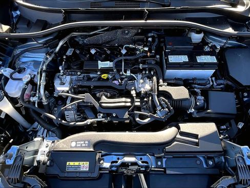 Certified 2024 Toyota Corolla Cross L image 29