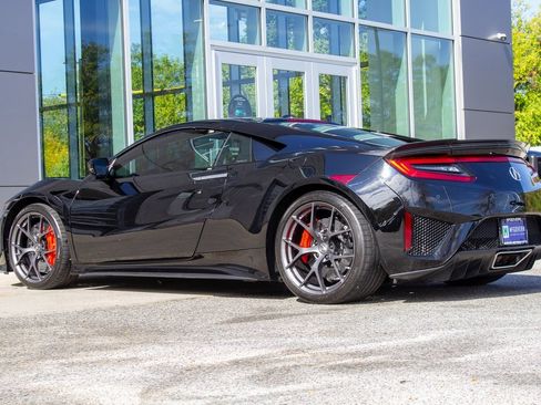 Used 2021 Acura NSX image 8