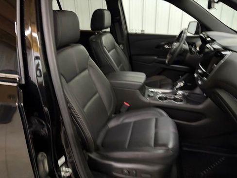 Used 2022 Chevrolet Traverse RS AWD/4WD image 23
